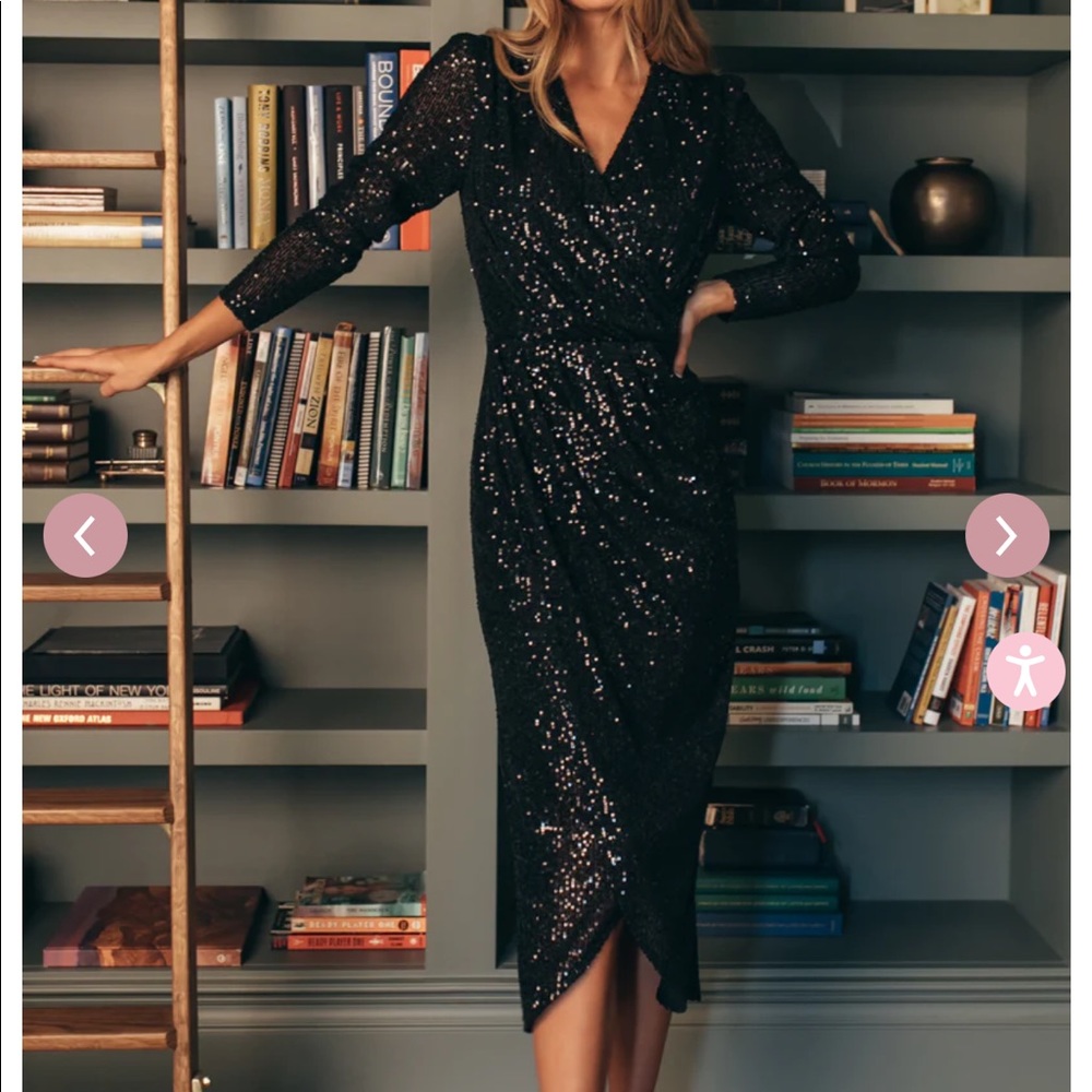 Ivy City Co, Black Sequin dress, size small